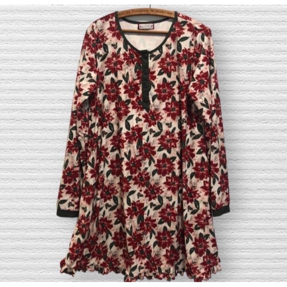Sweethoney Large Poinsettia Christmas Gown *Mama*
